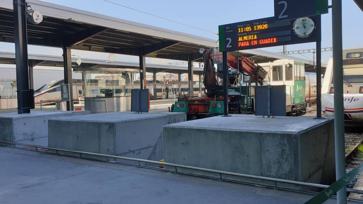 Adelantamos los horarios de las ocho conexiones diarias de alta velocidad entre Granada y Sevilla