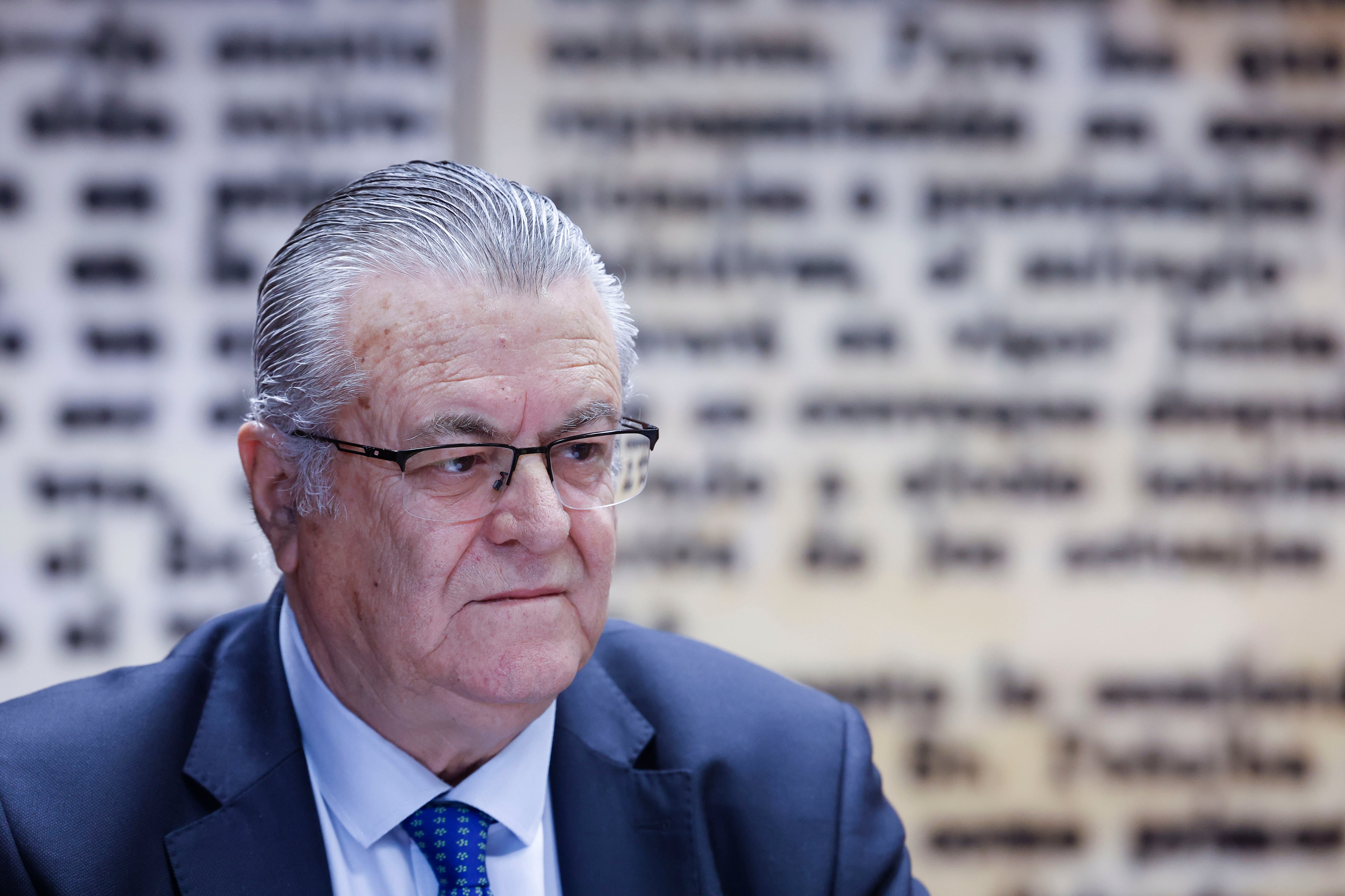 El presidente y cofundador de Plus Ultra, Julio Miguel Martínez, comparece en la Comisión del Senado que investiga los contratos relacionados con la intermediación de Koldo García en el marco de la Operación Delorme. EFE/Javier Lizón