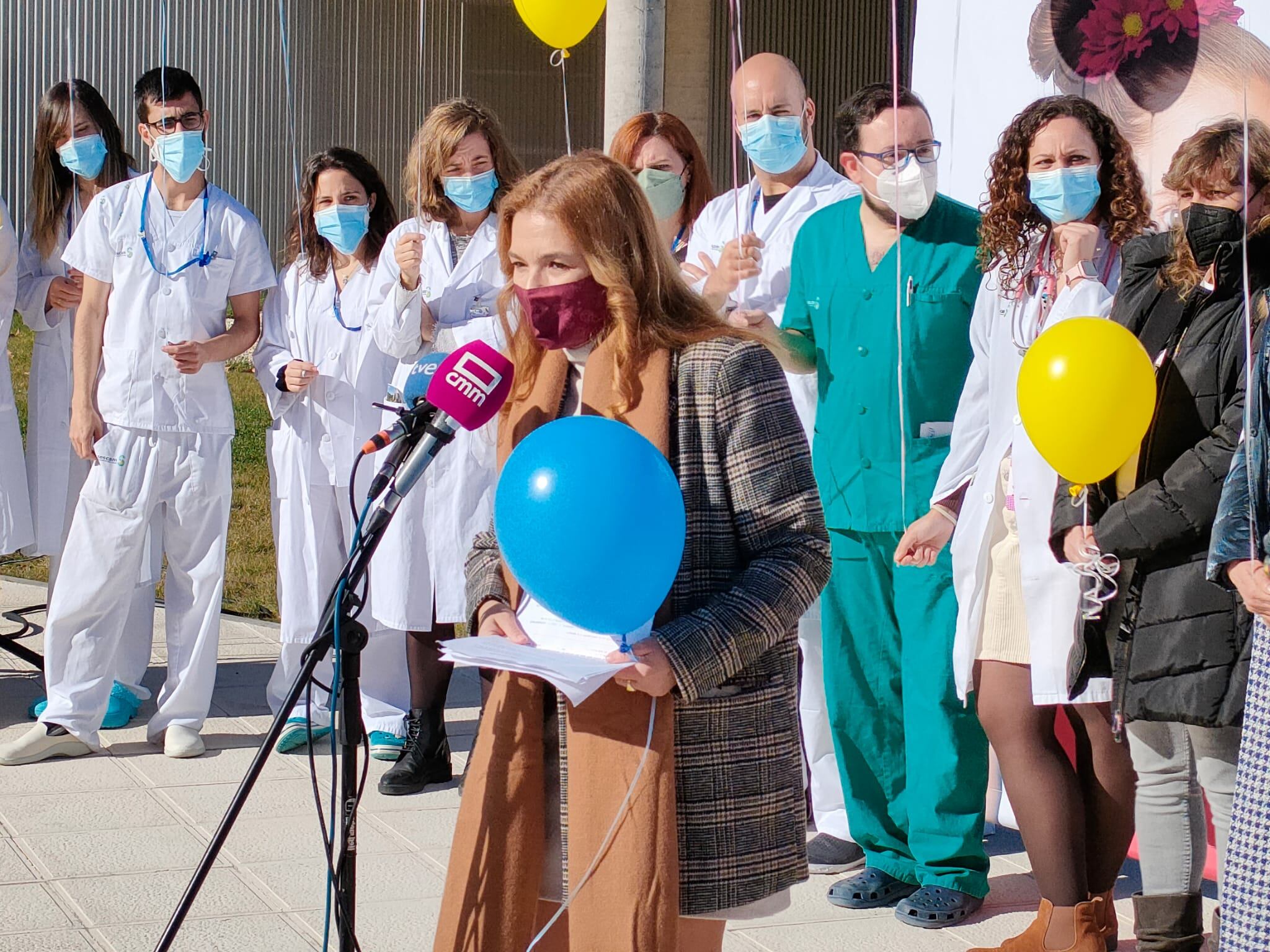 La vicepresidenta de Afanion, Eva Ocaña, en el acto conmemorativo por el Día Internacional del cáncer infantil