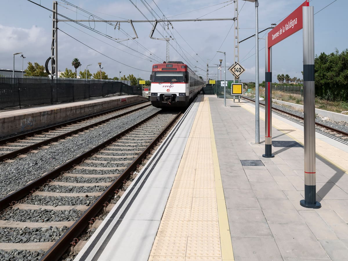 Renfe reinicia las obras en la estación de Tavernes