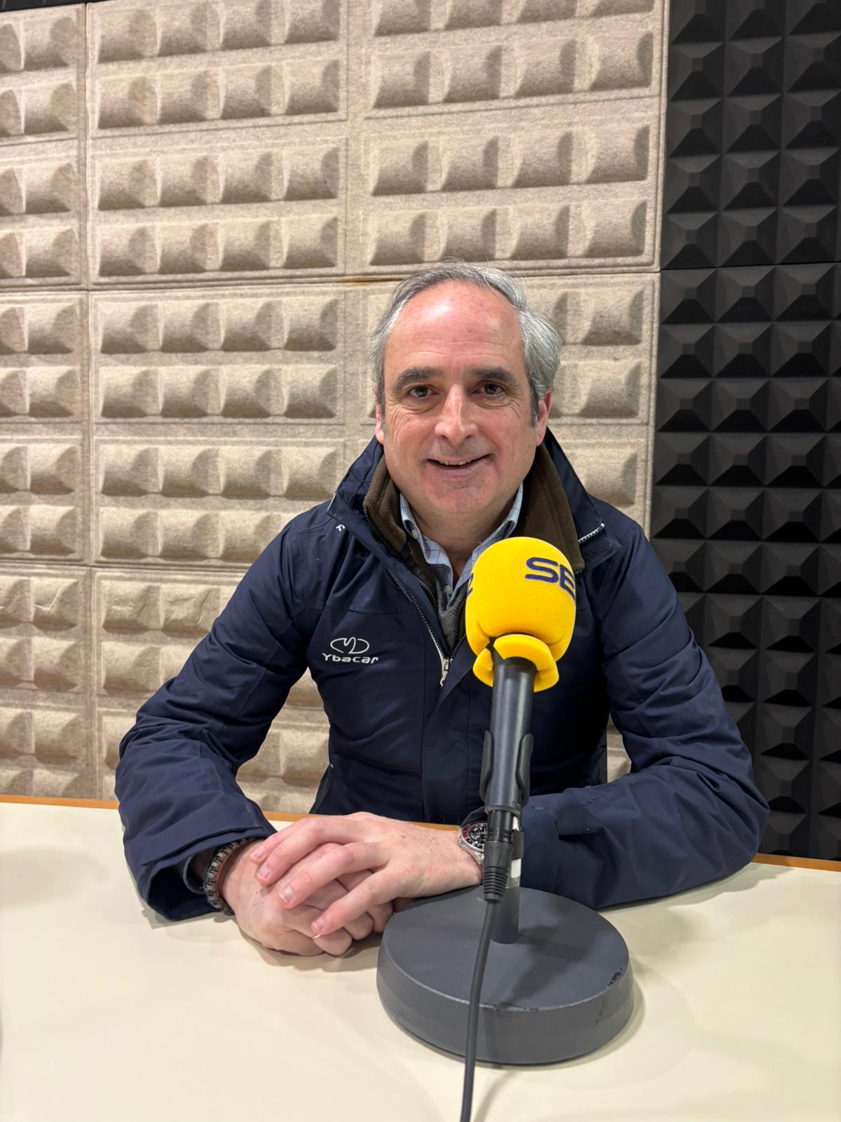 José Ballester. Gerente de Ybacar, negocio local de coches de ocasión, seminuevos y vehículos comerciales.