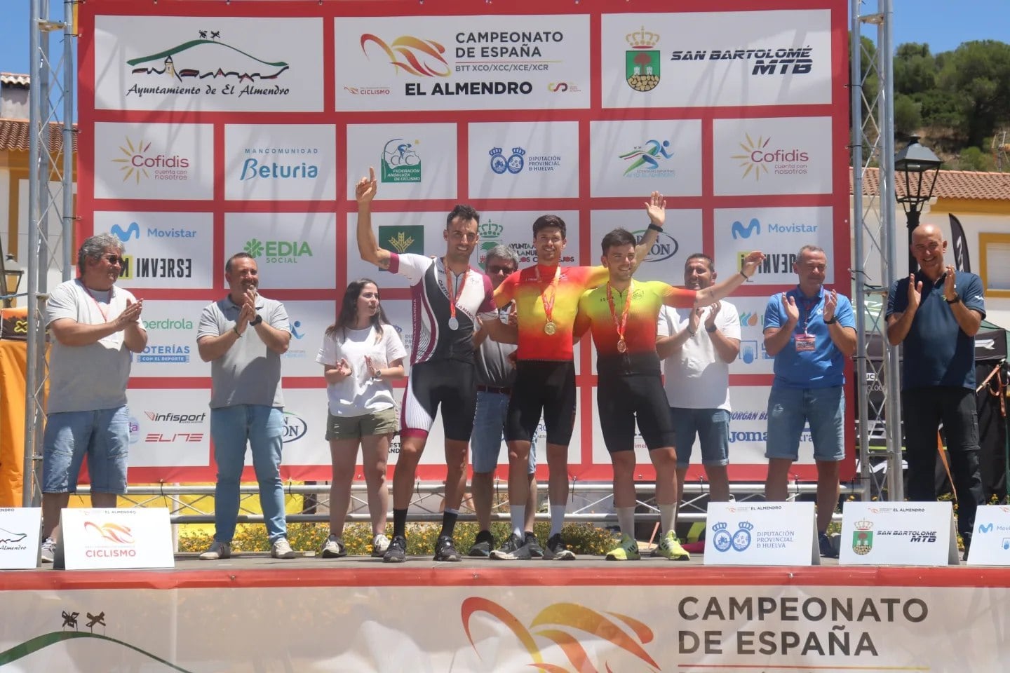 Iván Ruiz en el pódium del Campeonato de España de XCO