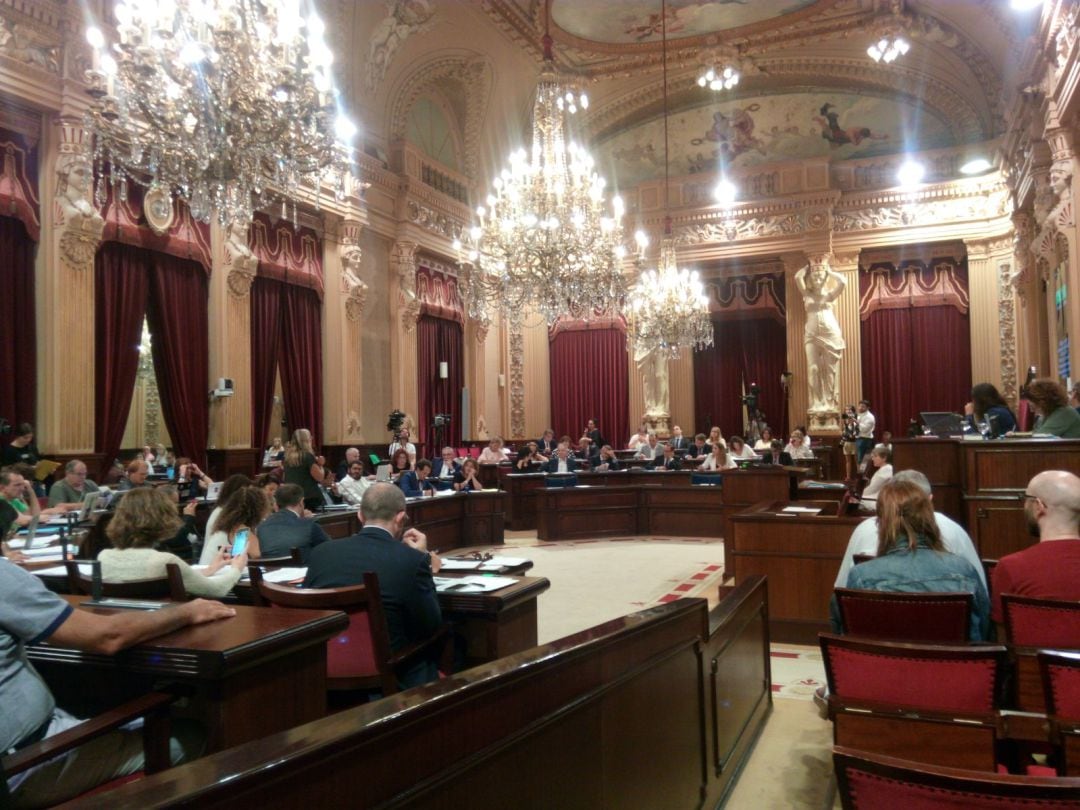 Imagen de archivo de un pleno del Parlament