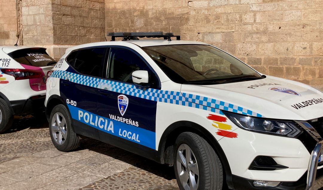Imagen de uno de los coches patrulla de la Policía Local de Valdepeñas (Ciudad Real)