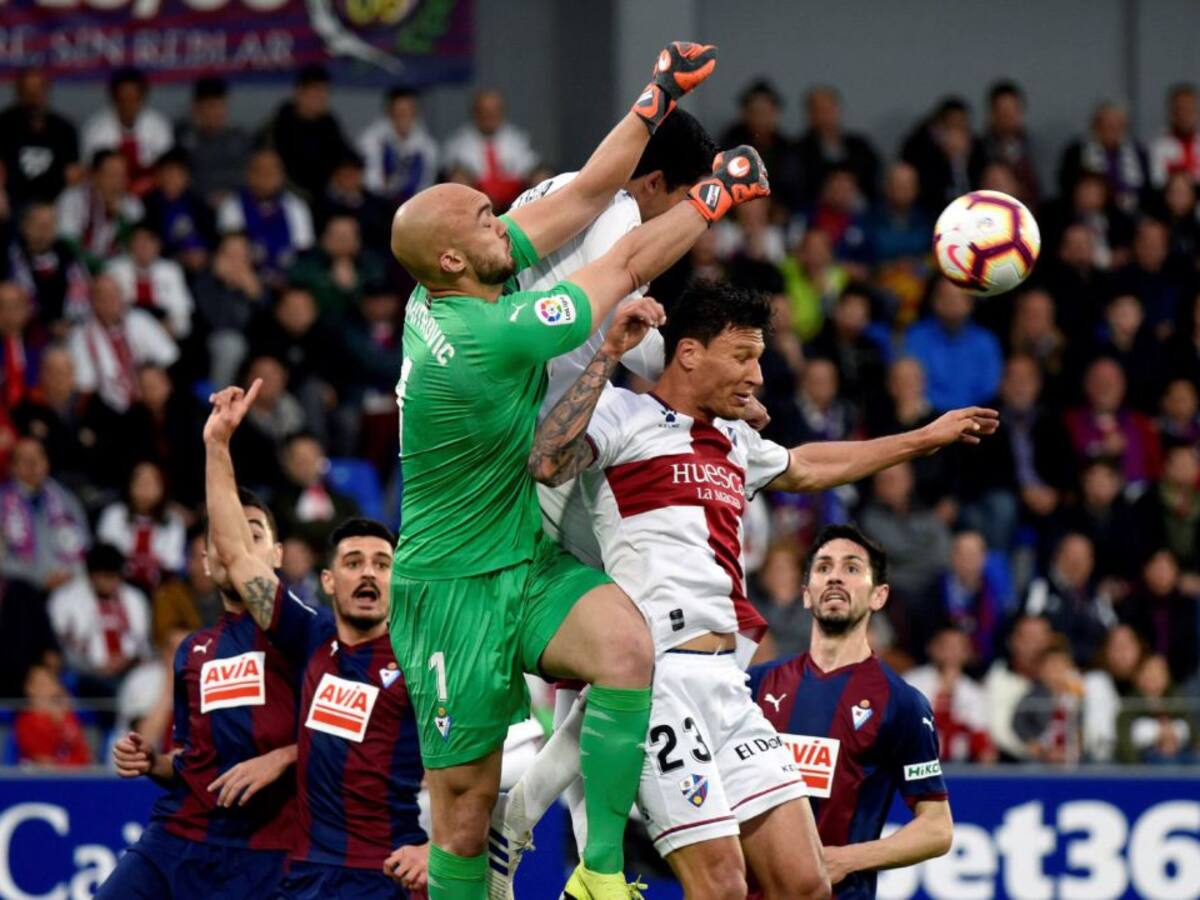 El Huesca sueña con la salvación tras sumar tres puntos ante el Eibar