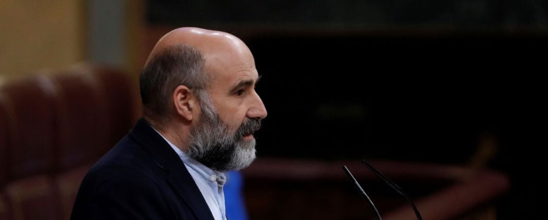 El diputado del BNG Néstor Rego durante su intervención en el pleno del Congreso