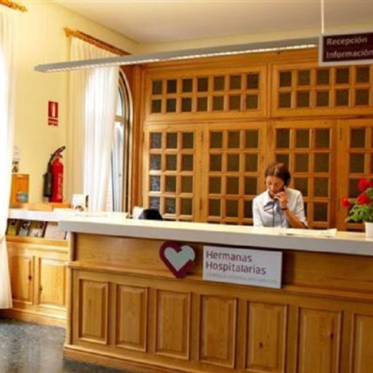 ‘Radio Gurugú’ debate sobre violencia doméstica e incendios forestales