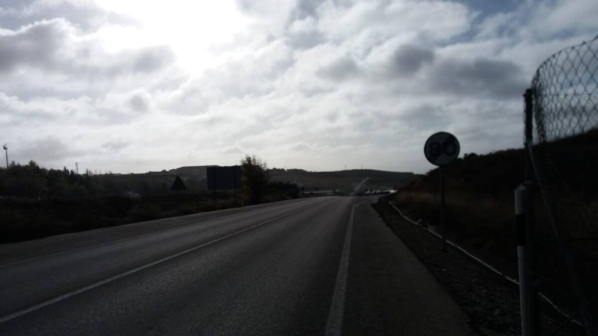 Cuatro iniciativas para solicitar el arreglo de la A-401