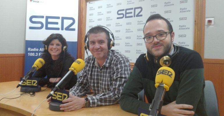 Cabañero junto a Josefina Navarrete y Francisco Varela, número 2 y número 5 de su ejecutiva