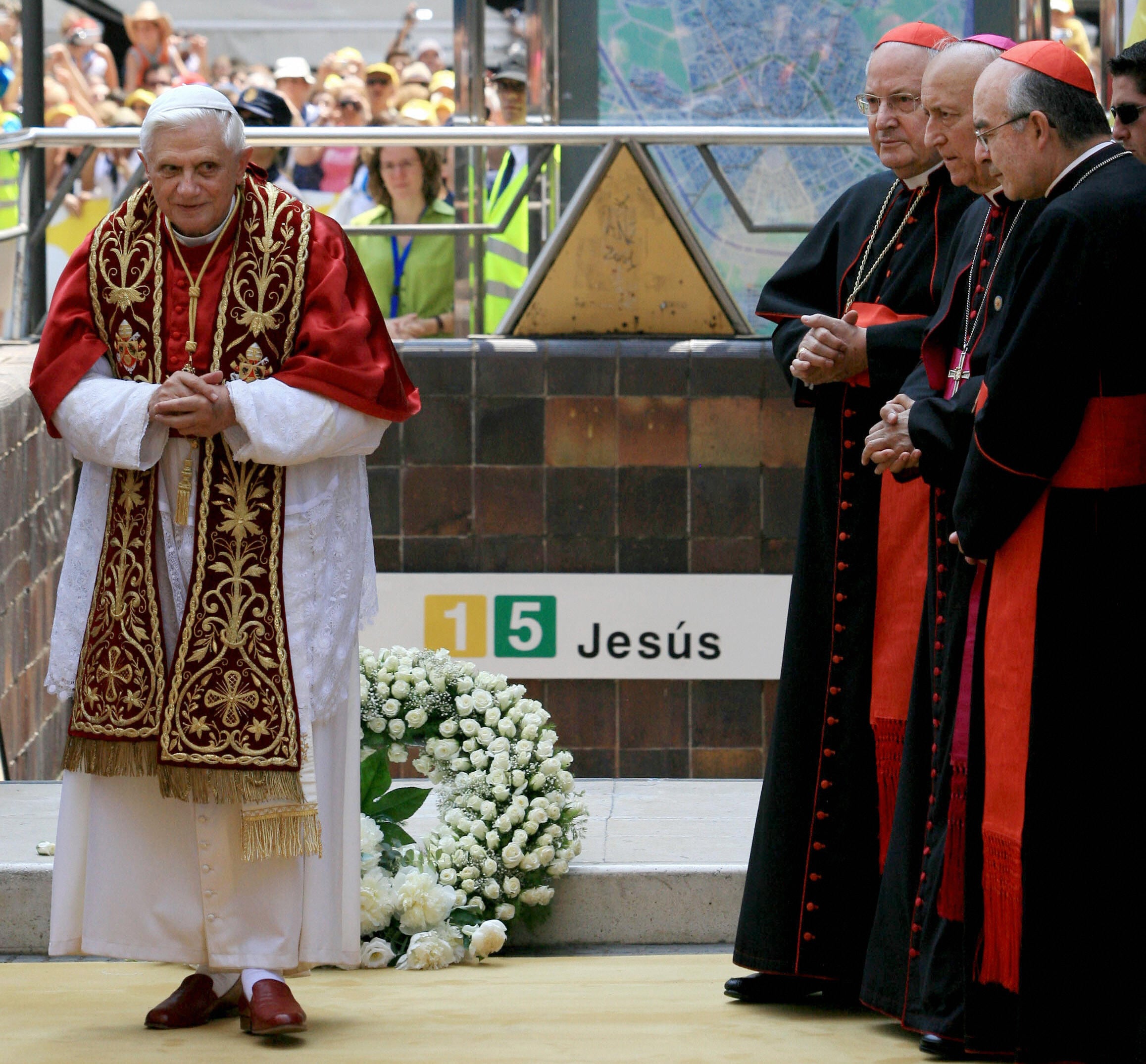 El Papa Benedicto XVI en su visita a València en 2006