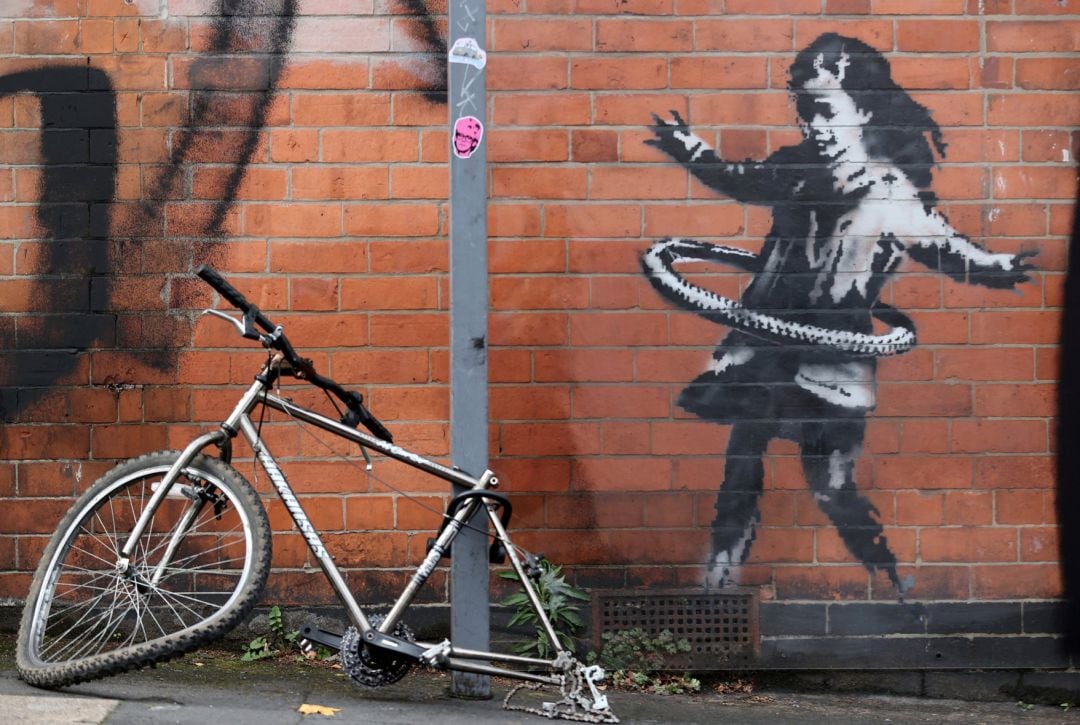 La nueva obra de Banksy se encuentra en un muro de Rothesay Avenue, Nottingham, Inglaterra.