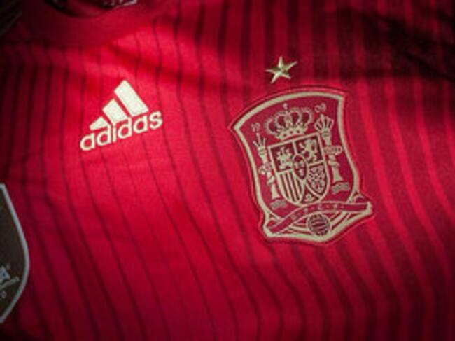 Detalle de la camiseta de la selección española para el Mundial de Brasil