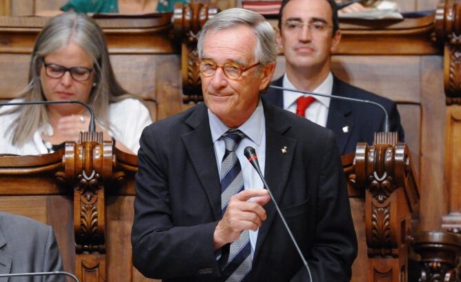 El alcalde de Barcelona, Xavier Trias, en el plenario municipal