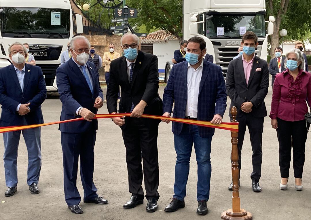 Inauguración de la segunda Feria Nacional de Vehículos Industriales de Ocasión 