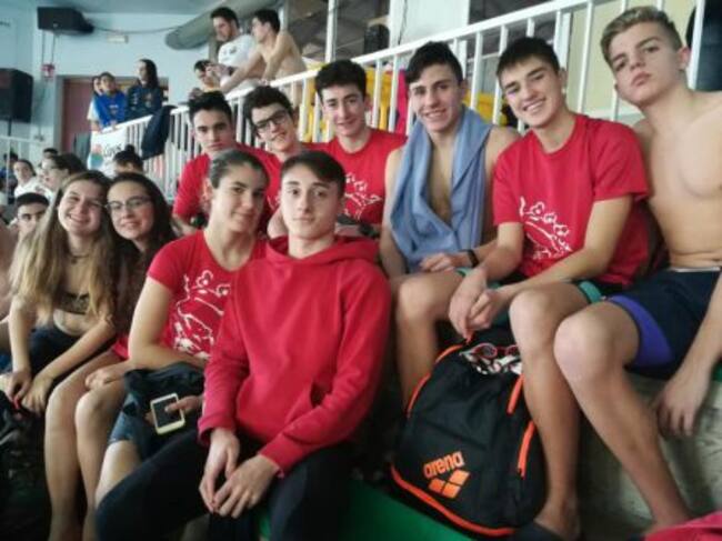 Nadadores del Centro Excursionista Eldense