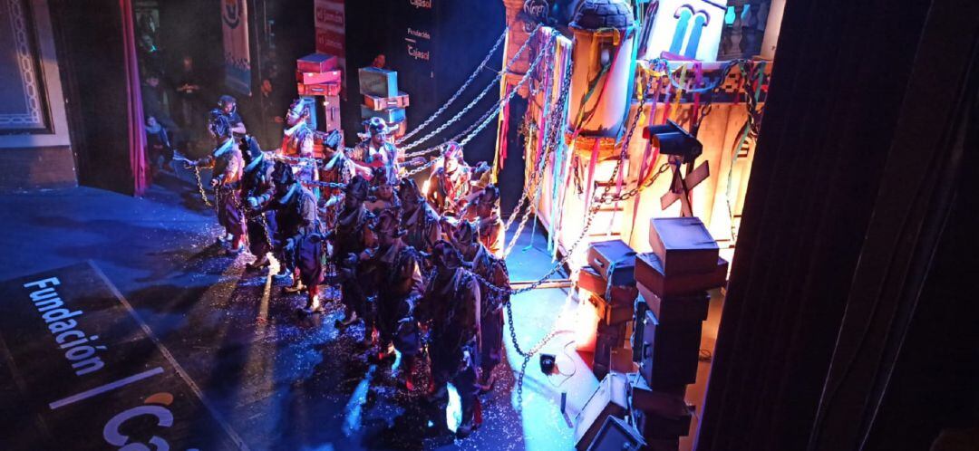 La comparsa 'Los Encaidenaos