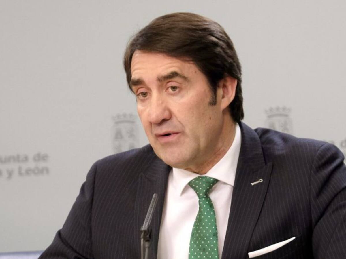 Los varapalos judiciales no pueden con el consejero de Medio Ambiente