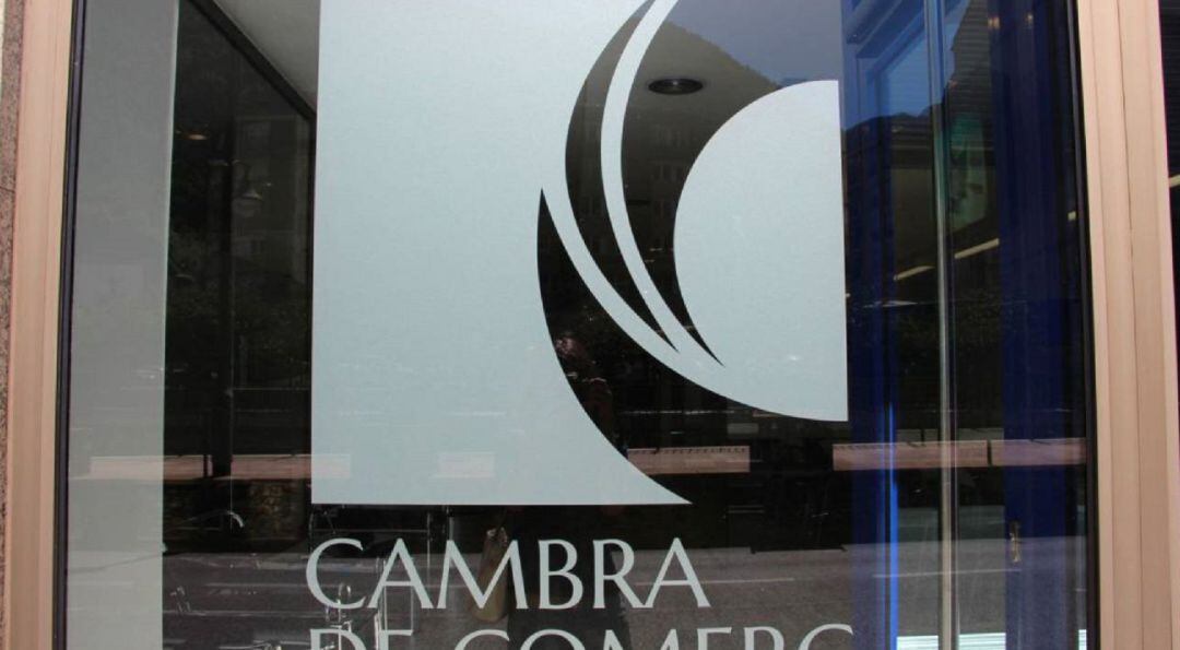 Les restriccions a la mobilitat enfonsen el comerç i l'hoteleria durant el segon semestre de 2020