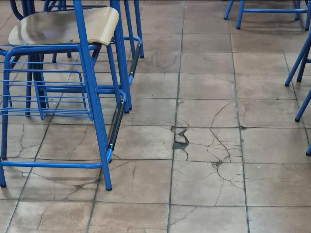 IES Martiricos: "El instituto se está cayendo a trozos y no hay presupuesto para repararlo"