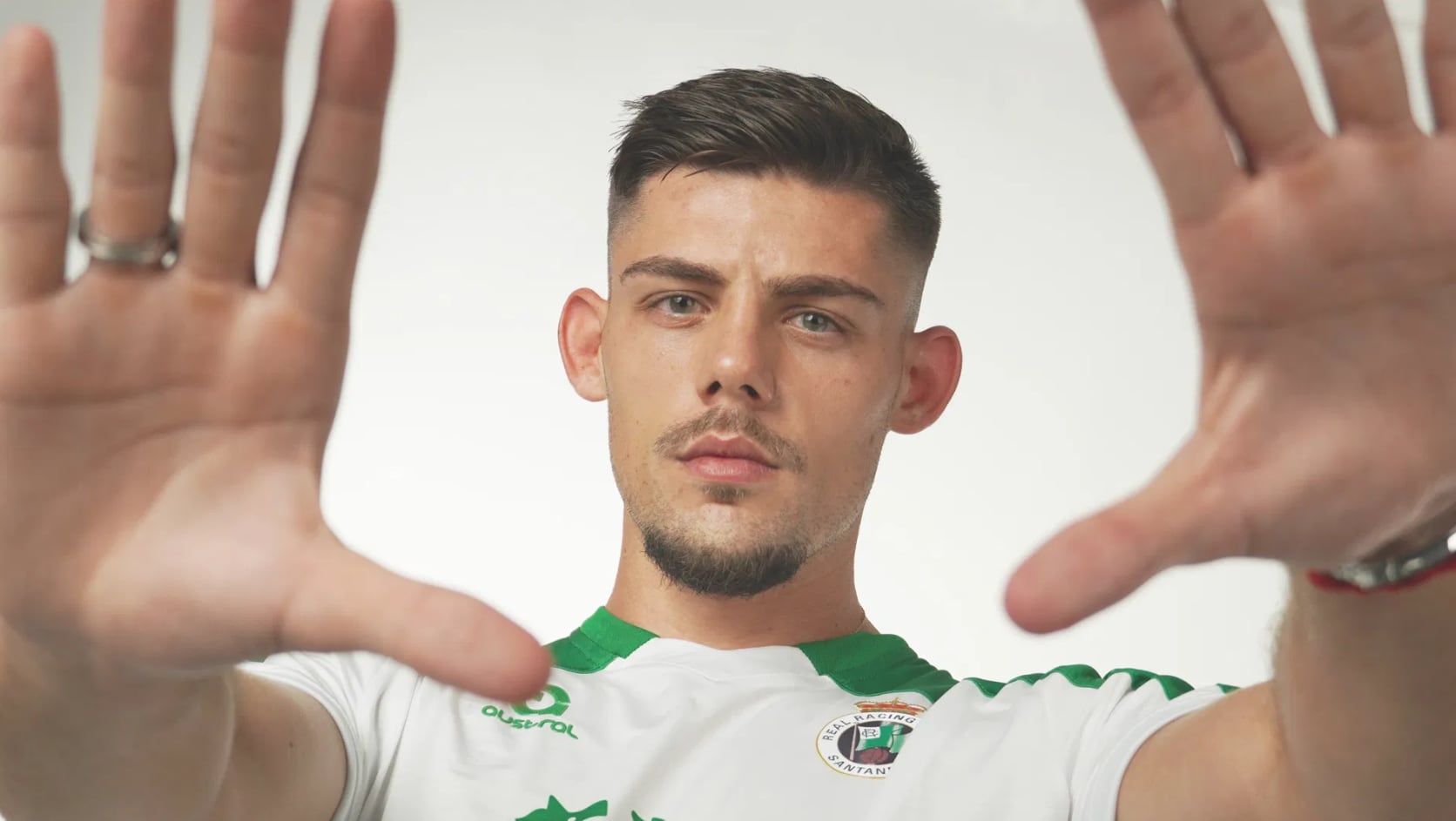 Javi Montero es uno de los refuerzos del Racing.