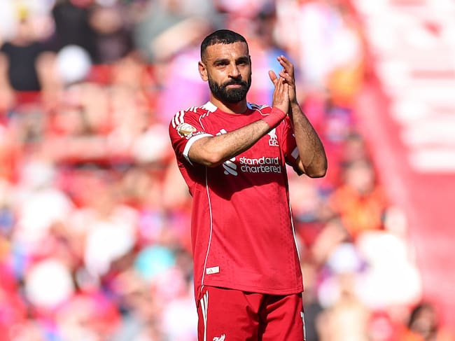 Salah marchándose lesionado en el partido entre el Liverpool y el Crystal Palace