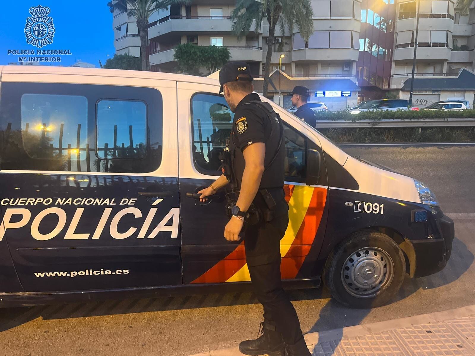 Agentes de la Policía Nacional en Ibiza