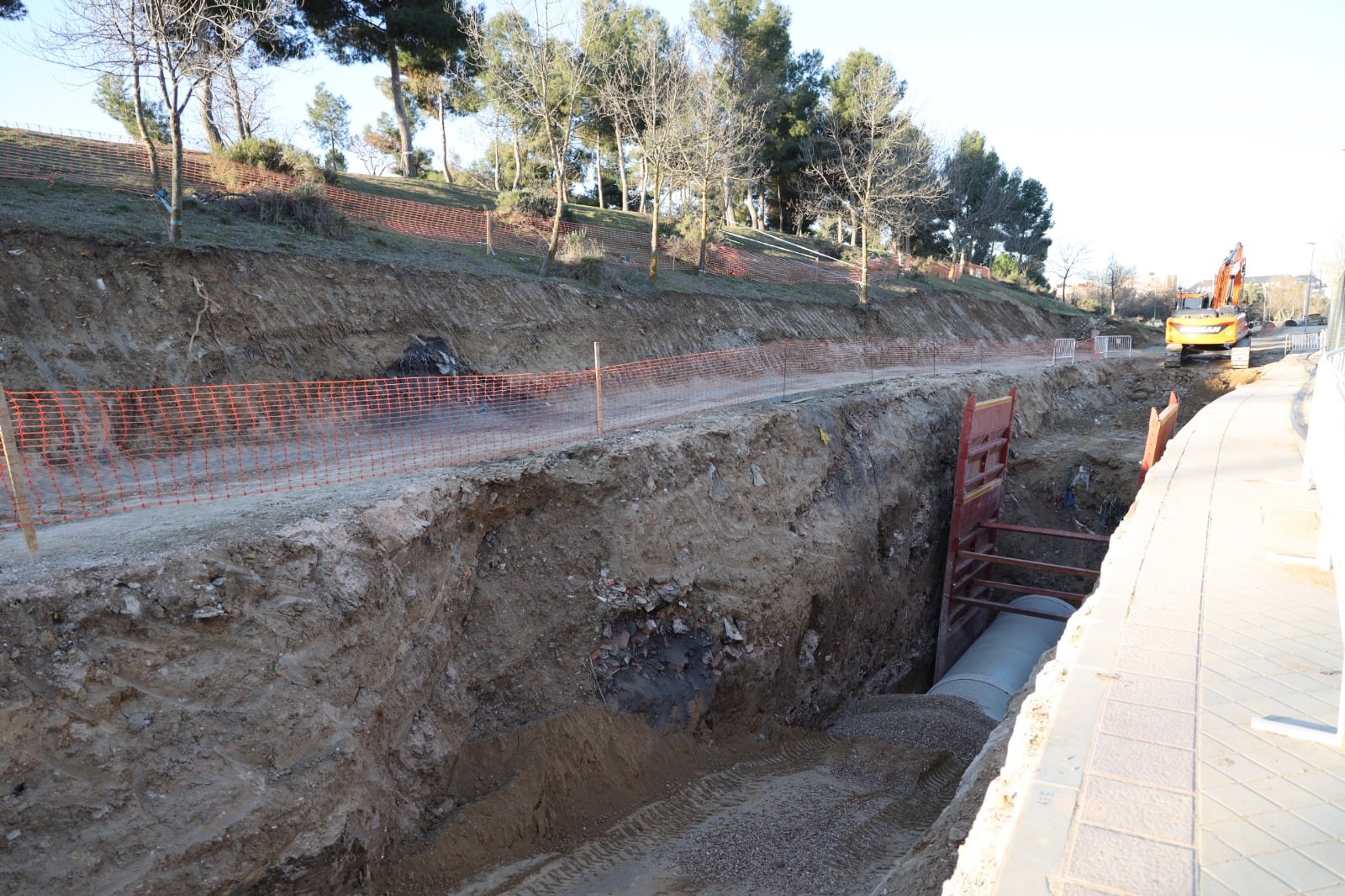 El nuevo colector, con más de dos metros de diámetro, solventará los problemas de inundaciones en Fuenlabrada