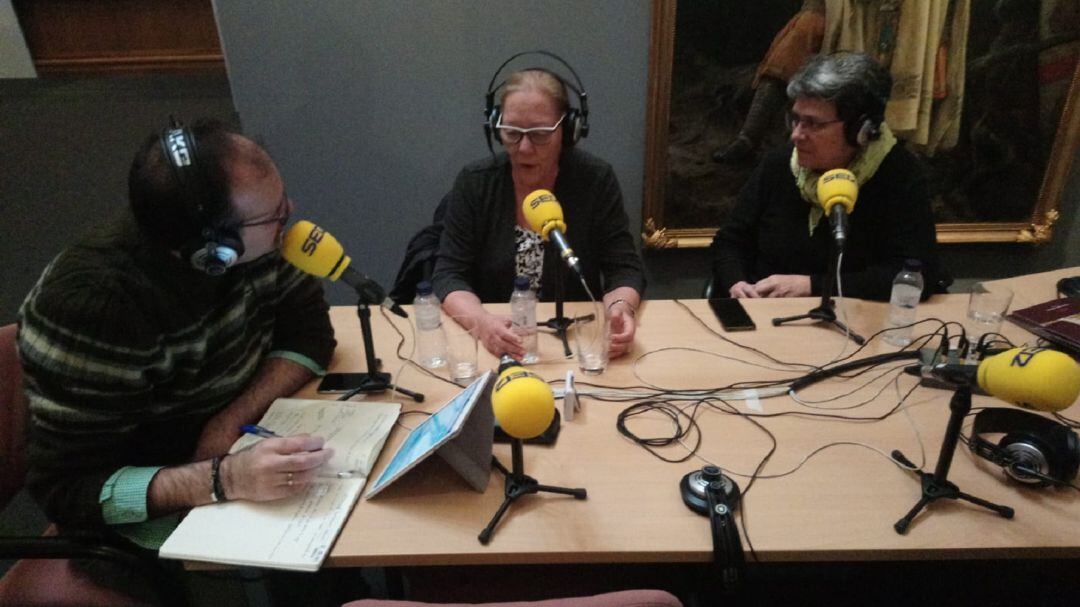 David Marqueta, junto a las expertas Anabel Peña y Mari Sancho Menjón