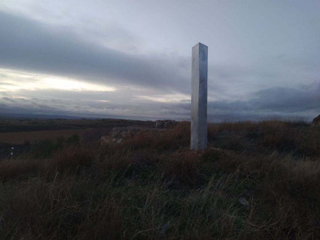 Imagen del monolito que apareció en Segovia hace unos días