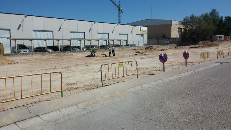 Obras de construcción del nuevo aparcamiento