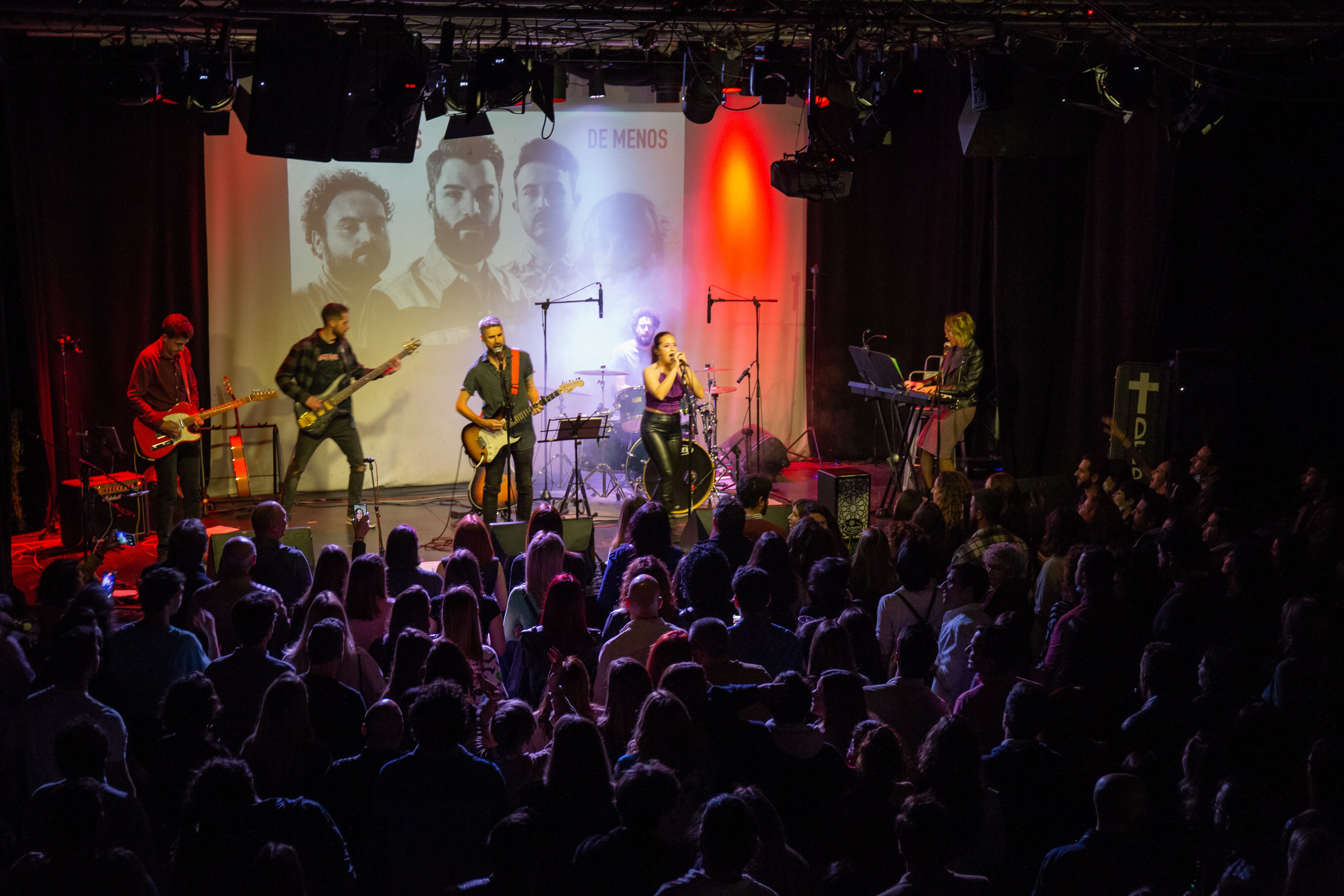 Uno de los conciertos de Sombra Doble