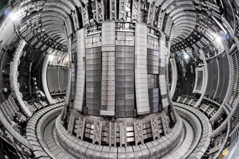 Interior del Reactor de Fusión europeo Jet, a las afueras de Oxford.