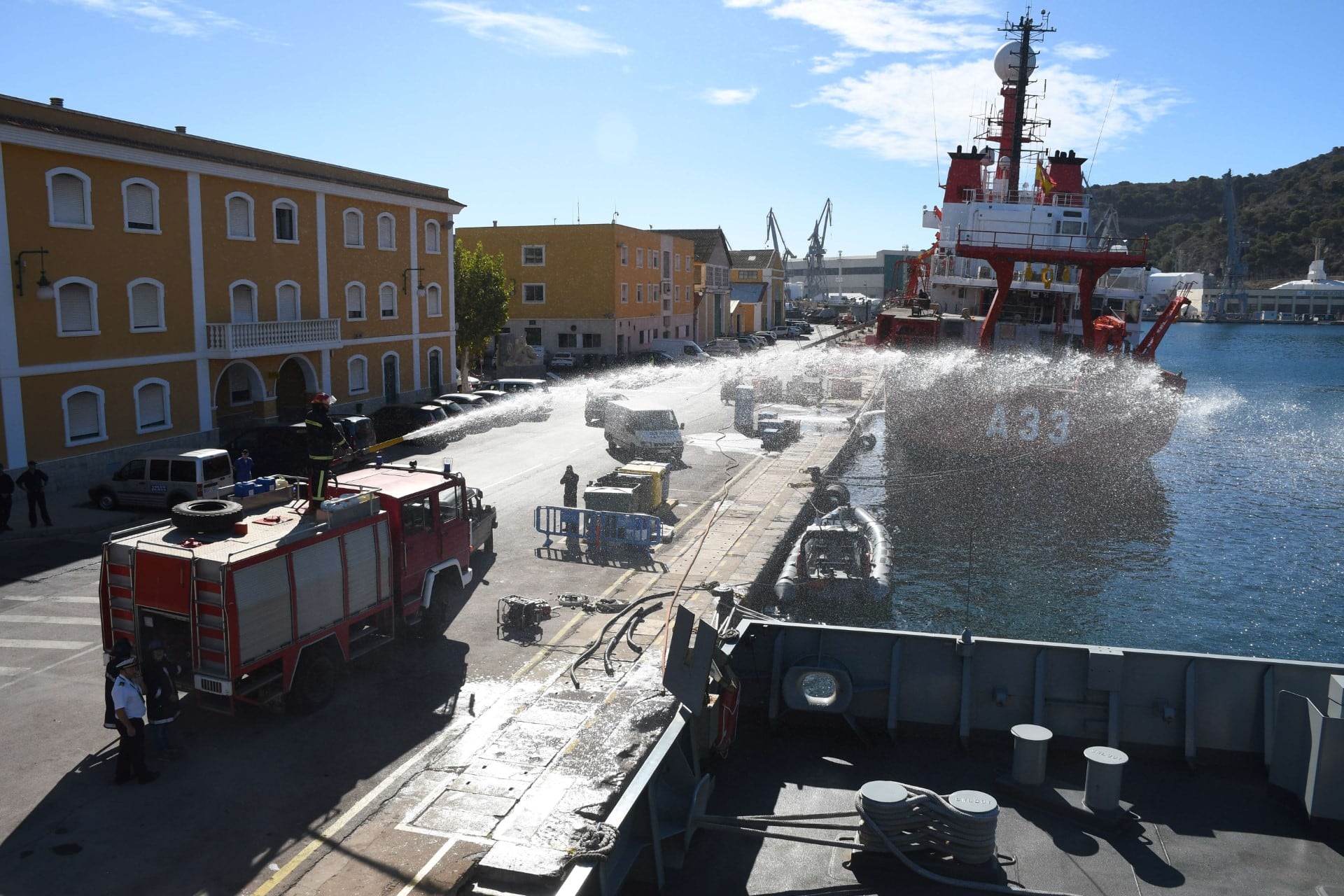 Ejercicio militar en el Puerto de Cartagena