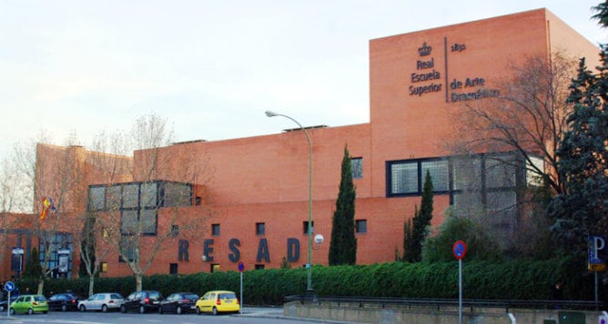 Fachada de la RESAD. Edificio inaugurado en 1998