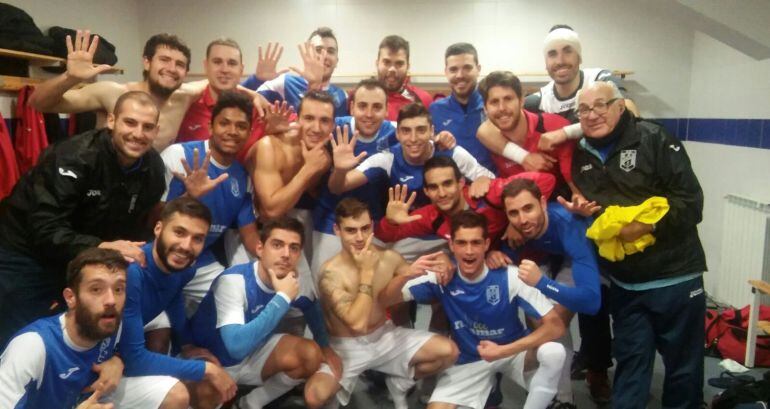 El equipo celebra la victoria en Seseña