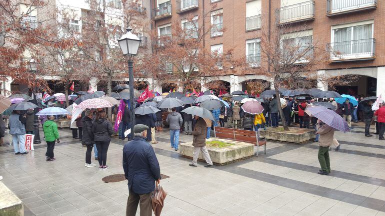 Movilización de los pensionistas en la Plaza de los Dominicos de Palencia