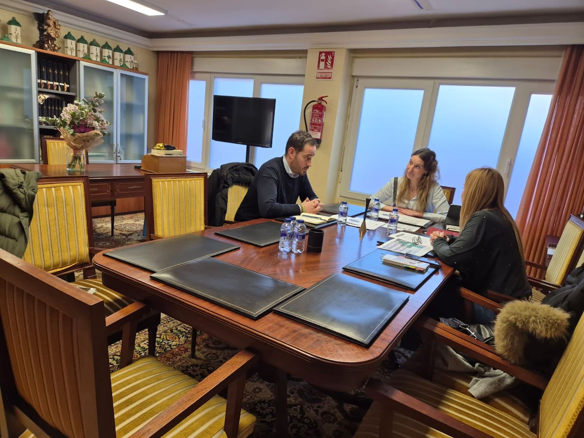 El PSOE defiende que las farmacias de Palencia contribuyan a los cribados de cáncer