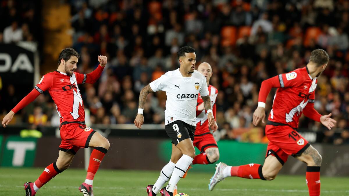 Thierry Correia y Justin Kluivert se pierden el tramo decisivo de LaLiga por sendas lesiones musculares