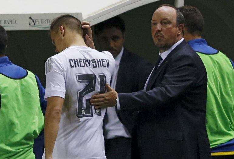 Benítez junto a Cheryshev en el Estadio Ramón de Carranza.