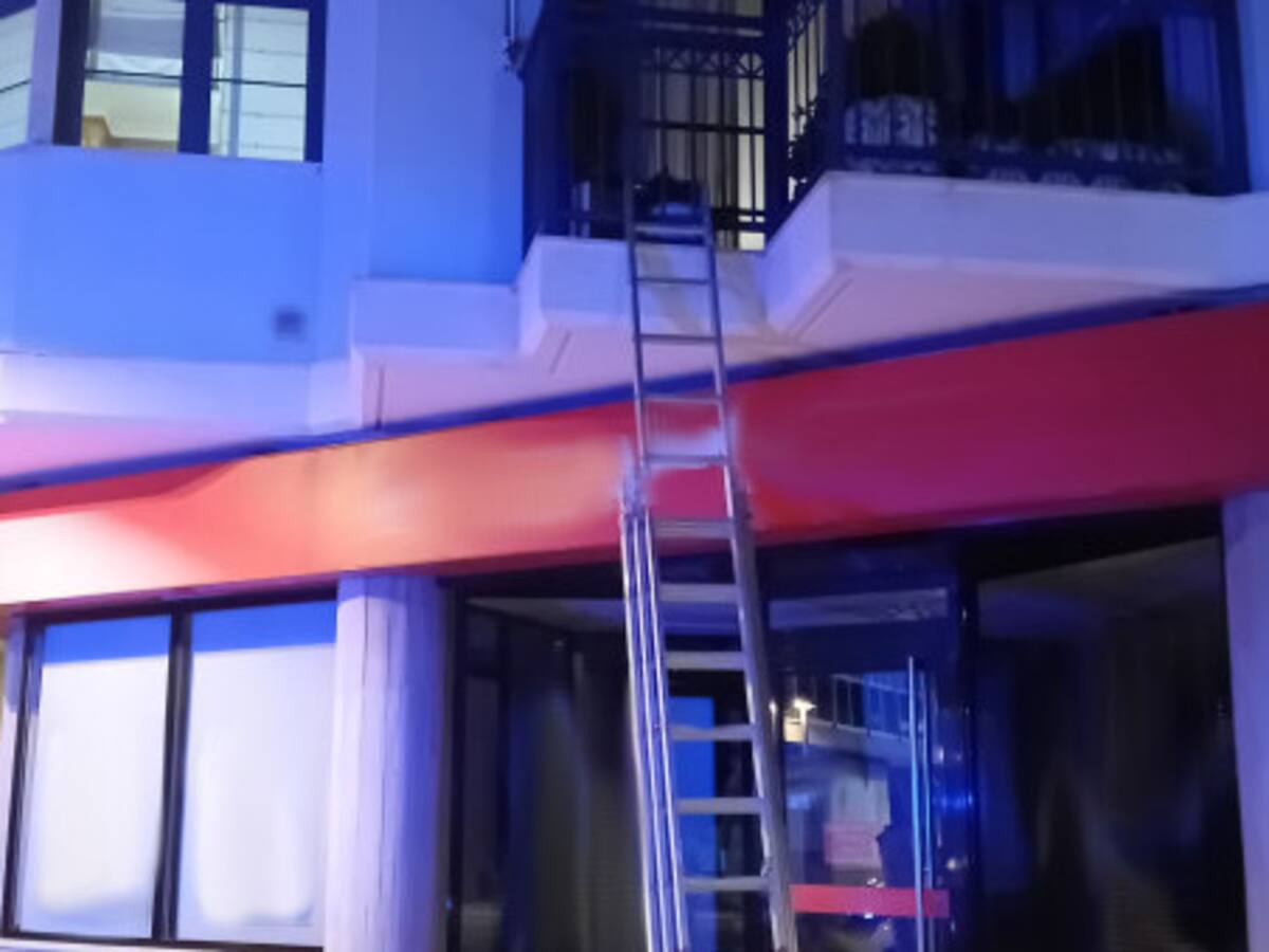 Presó provisional per a dues persones per robar un domicili a Maó emprant una escala