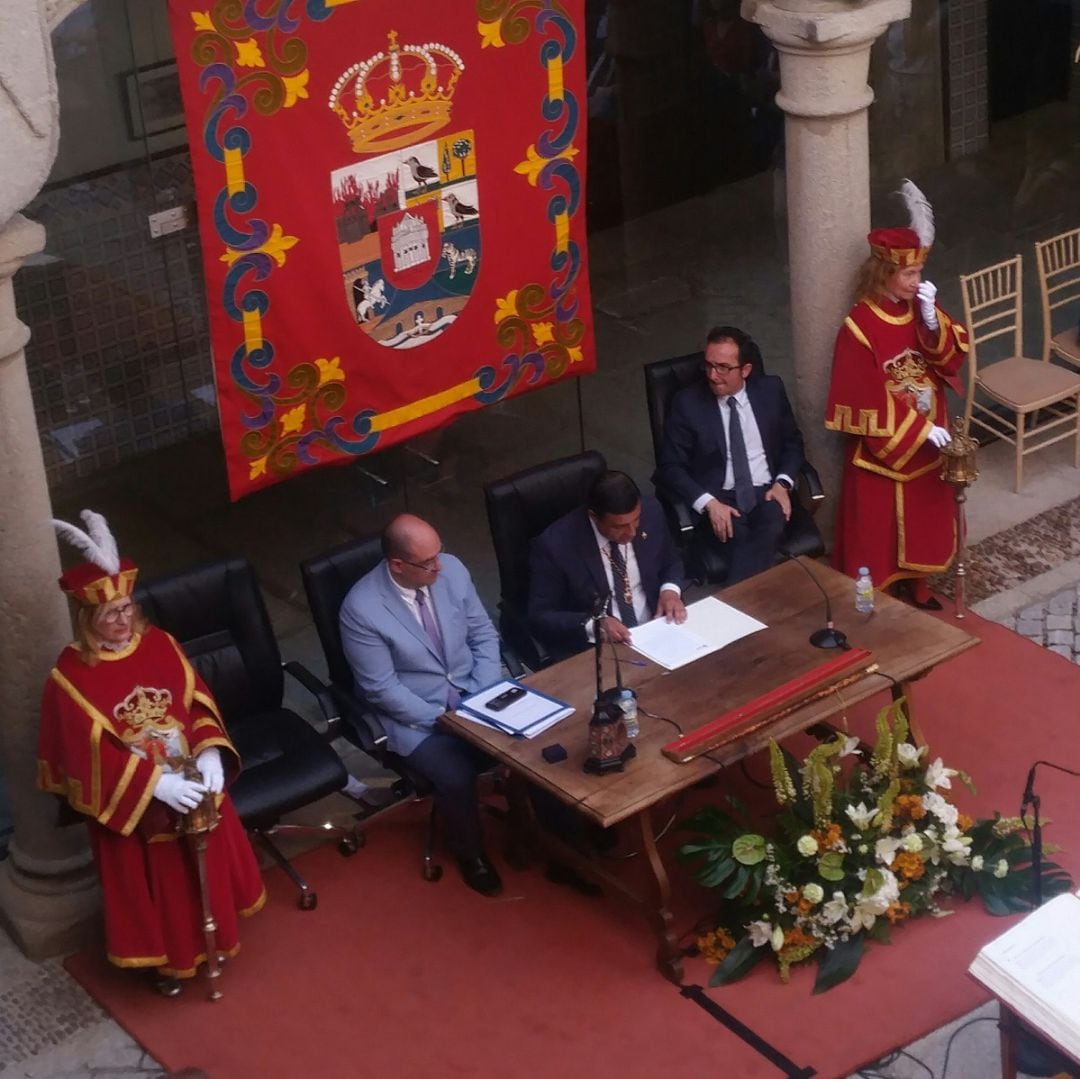 Carlos García, durante su discurso ya como presidente de la Diputación Provincial