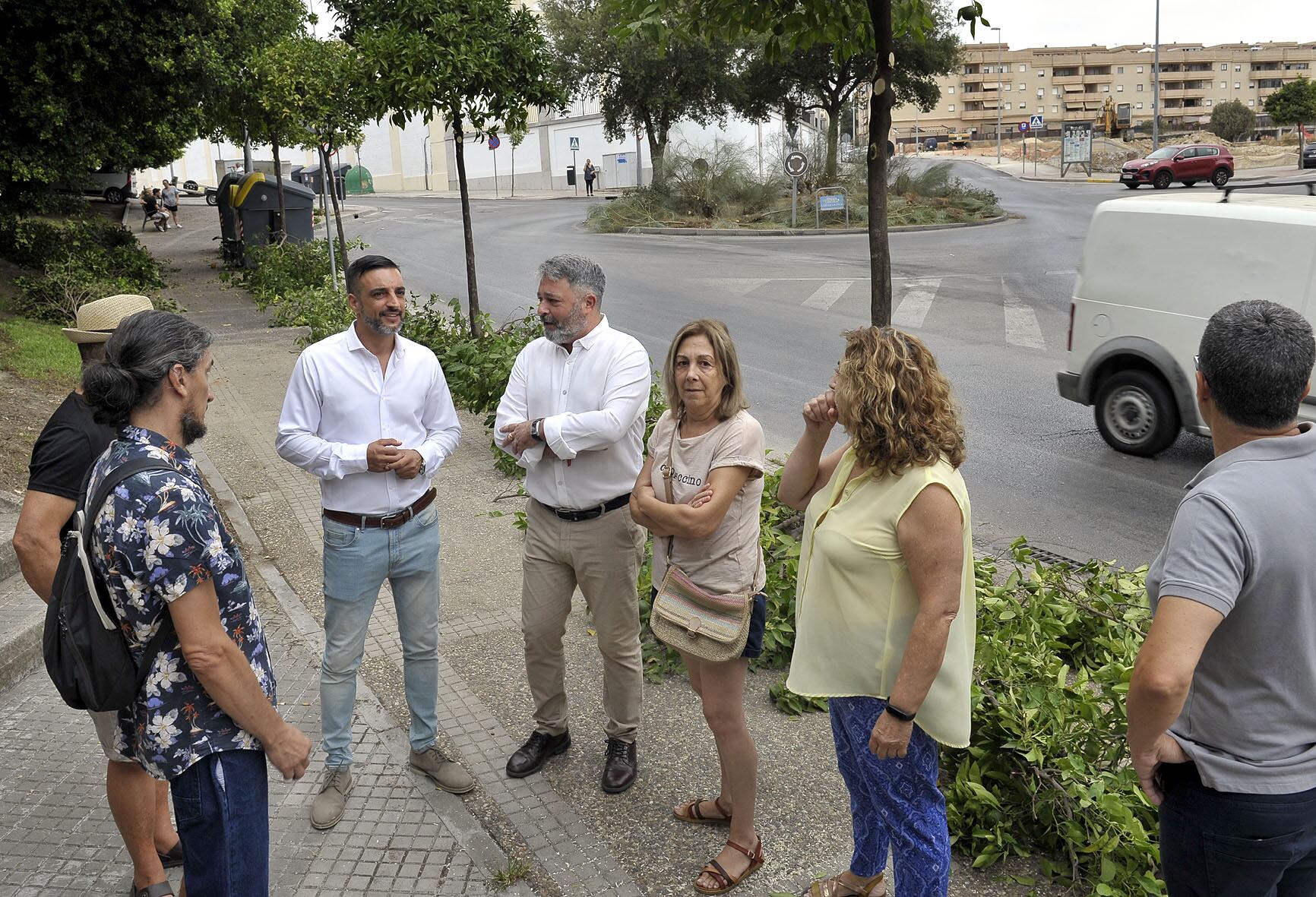 Visita del teniente de alcaldesa de Urbanismo, Infraestructuras y Medio Ambiente, José Antonio Díaz, y el delegado de Seguridad, Movilidad, Fiestas y Bienestar Animal, Rubén Pérez, a la zona de Picadueñas Alta