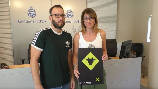 José Luis Más con la concejala Patricia Maciá