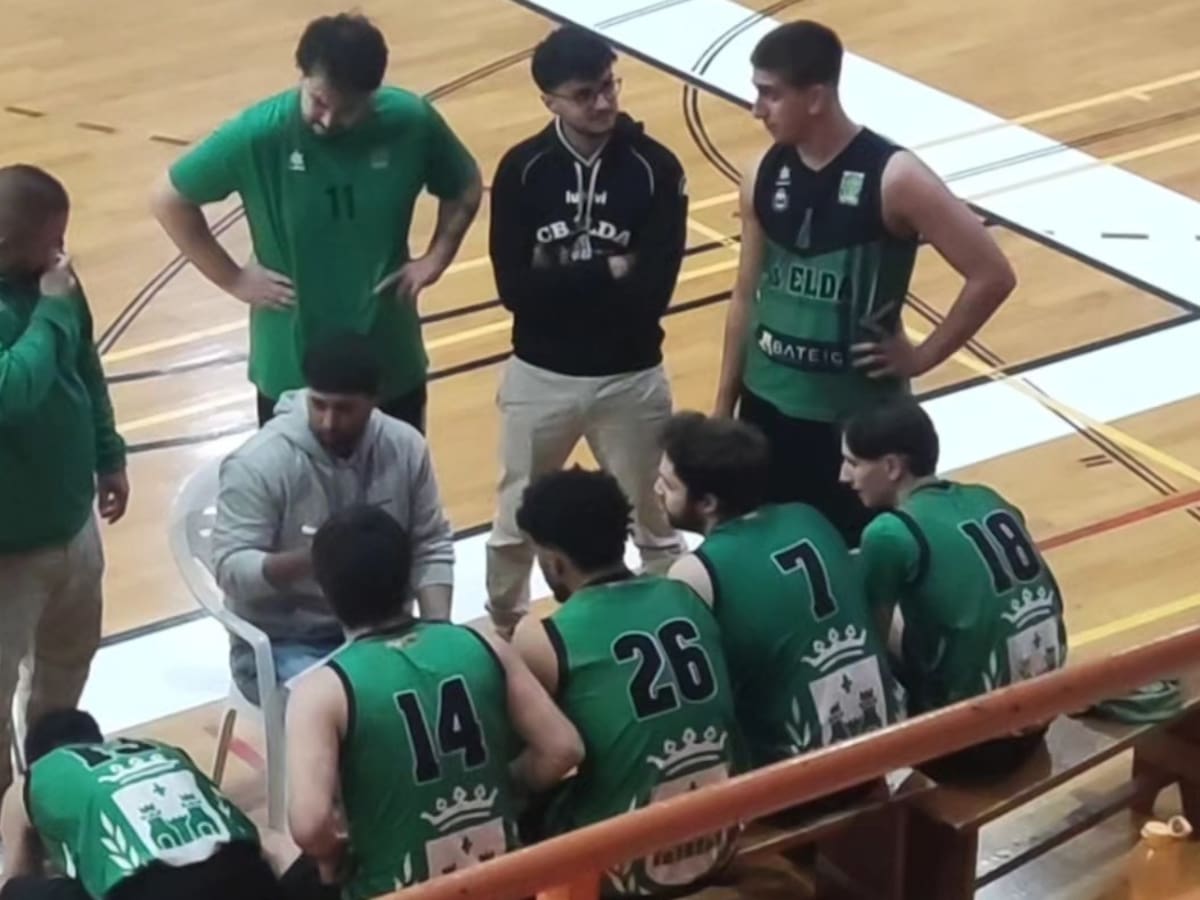 El C. B. Elda - Bateig Piedra Natural mantiene su buena dinámica y logra su cuarta victoria consecutiva en Aspe (70-86)