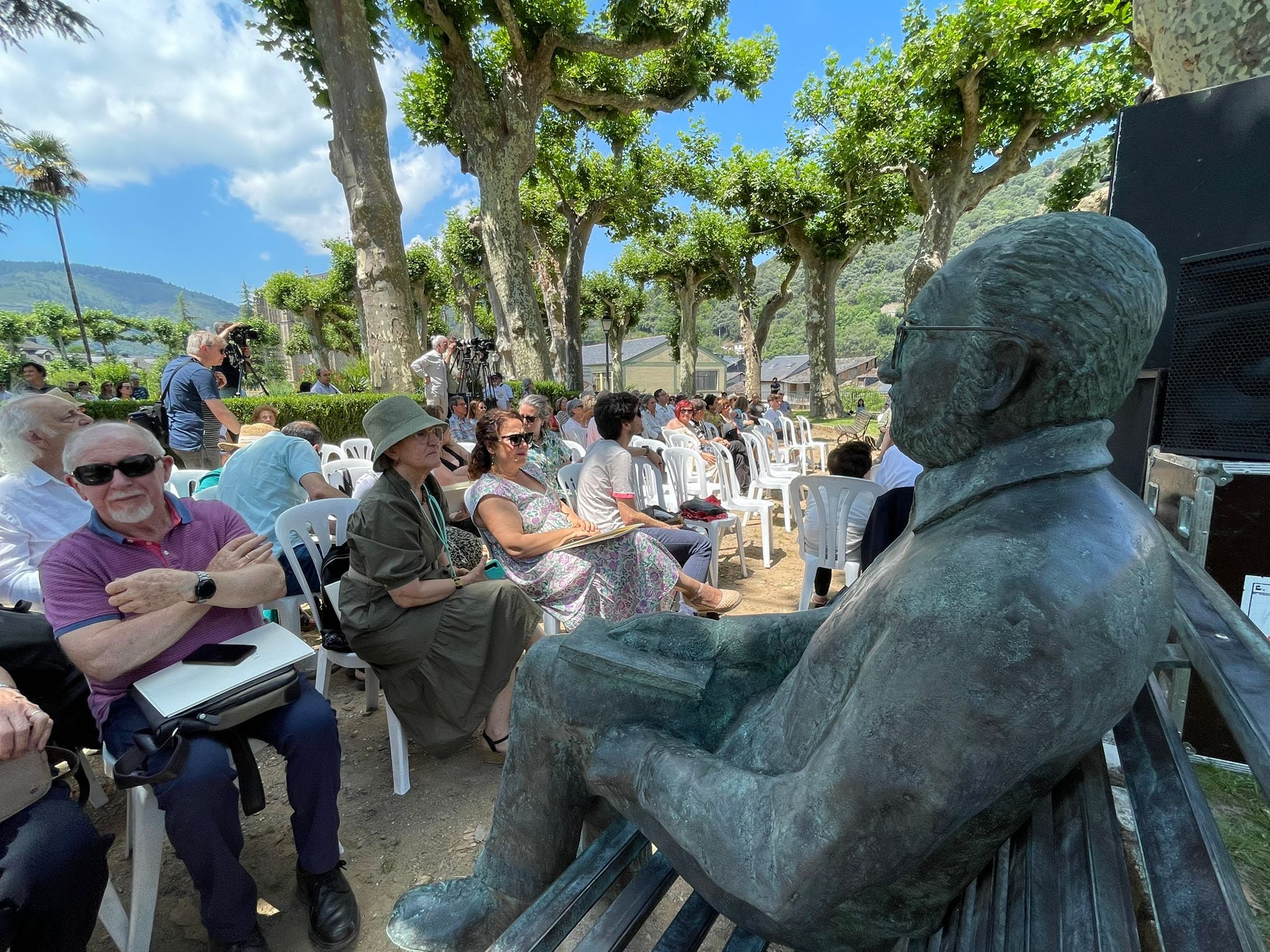 Estatua de Antonio Pereira