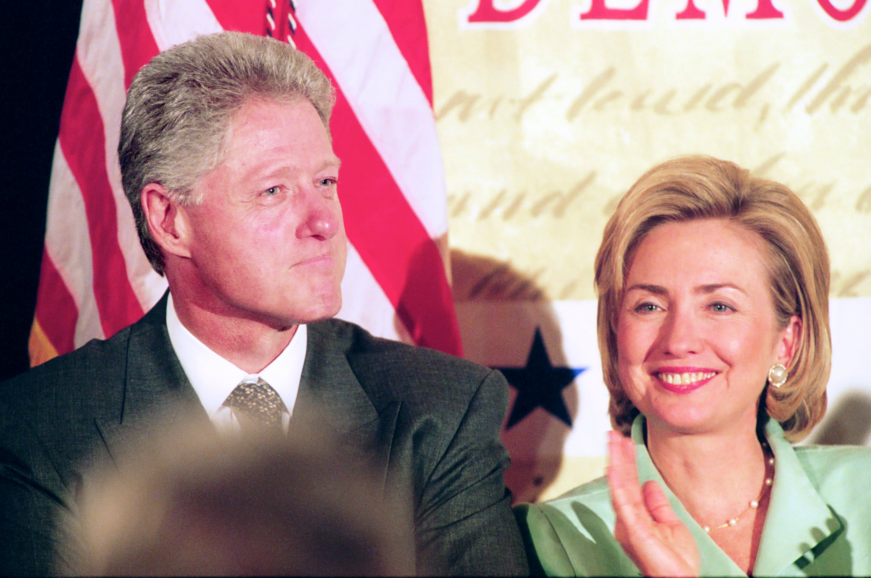 Bill Clinton y Hillary Clinton, en 1998. 