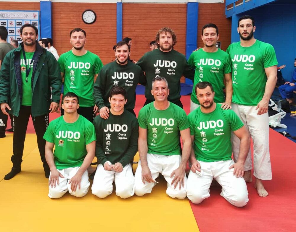 Judokas del club de Teguise.
