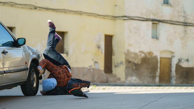 L'Albert Rodríguez Sirvent atropellat en la sèrie 'La Fossa'.