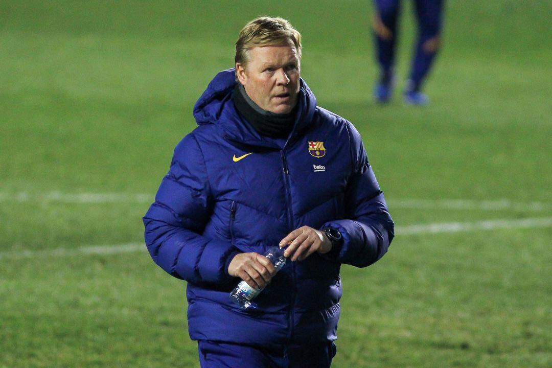 Ronald Koeman durante un encuentro del FC Barcelona