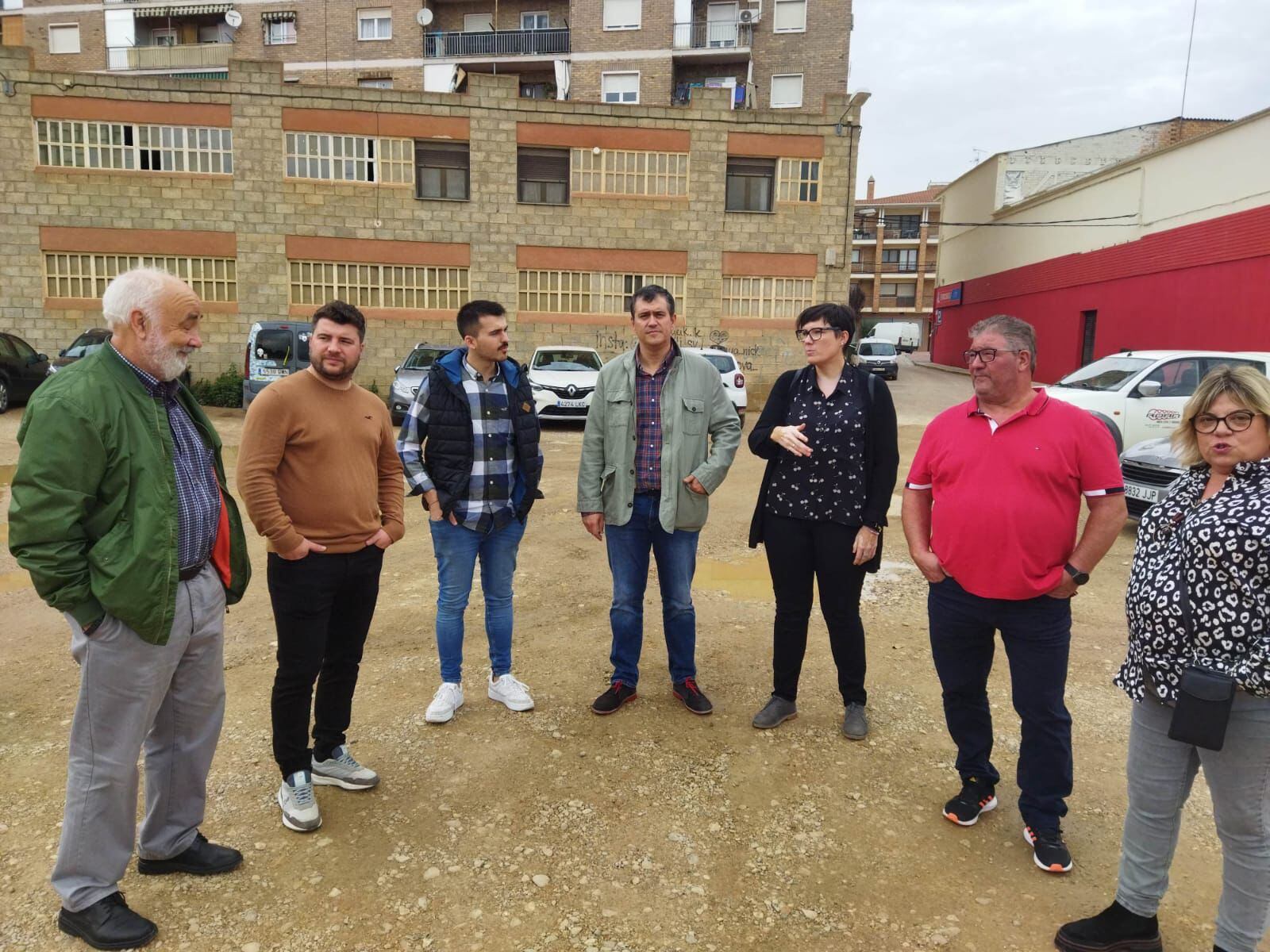 José María Plaza, Iván Tella, Mascún Ariste, Joaquín Palacín, Verónica Villagrasa y militantes de CHA-Monegros